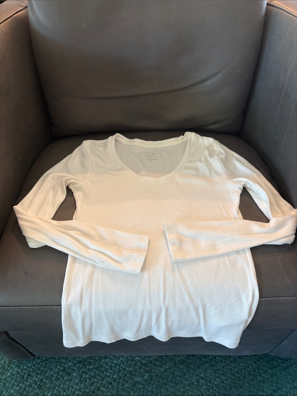 a new day White Long-Sleeve Scoop Neck Top